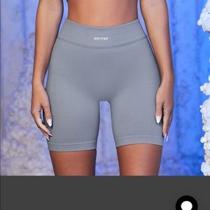 Bo and tee grey biker shorts